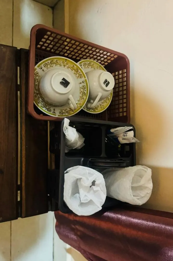 Tashini Hotel Kiribathkumbura 2*,